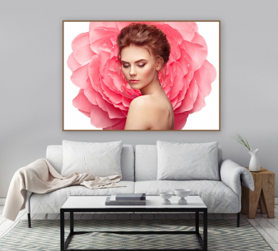 Tranh Chân Dung Cô Gái Nền Hoa